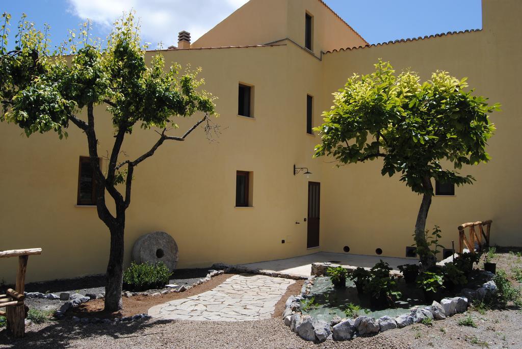 Il Giardino Di Julia B&B Tortora Exterior foto
